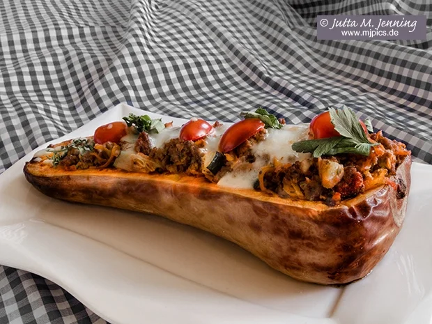 Gefüllter Butternut-Kürbis aus dem Backofen - Rezept - Bild Nr. 2