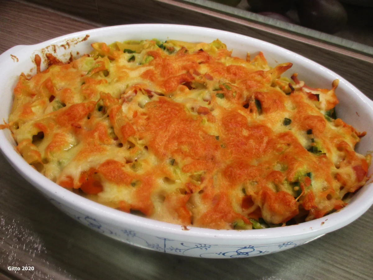 Rezept: Nudelauflauf mit Schinken, Porree und Möhren Bild Nr. 11387 Nudelauflauf mit Schinken, Porree und Möhren - Rezept - Bild Nr. 11387