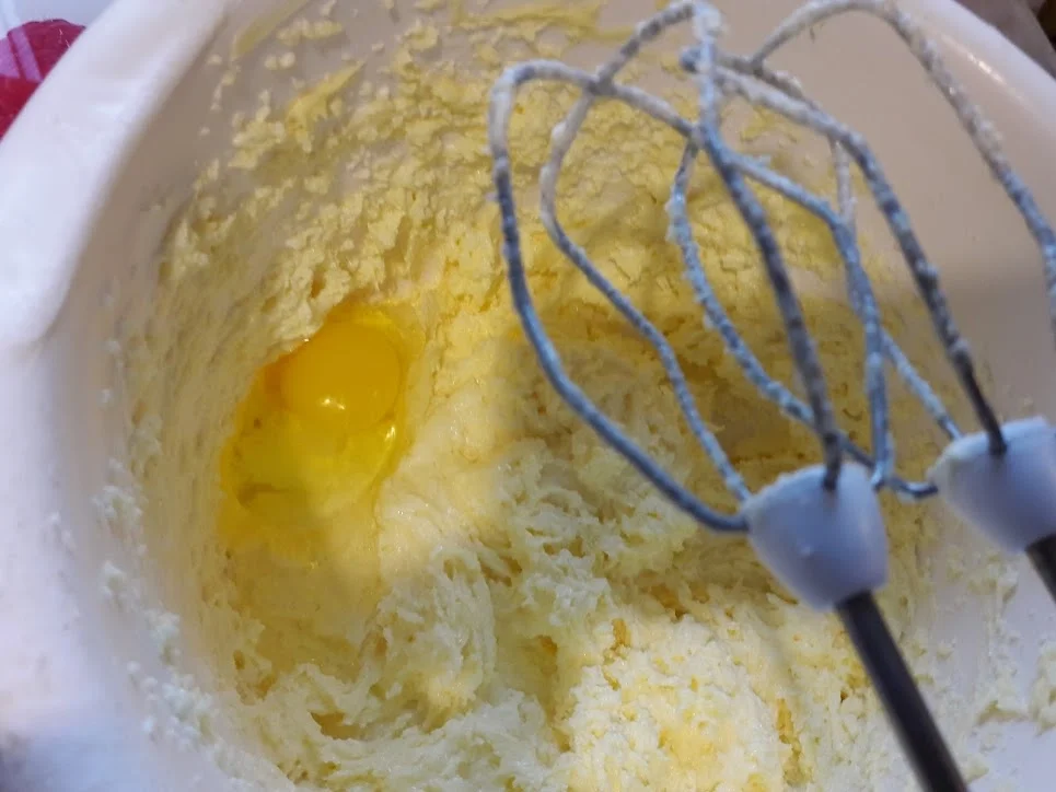 Apfelkuchen mit Pflaumen - Rezept - Bild Nr. 5