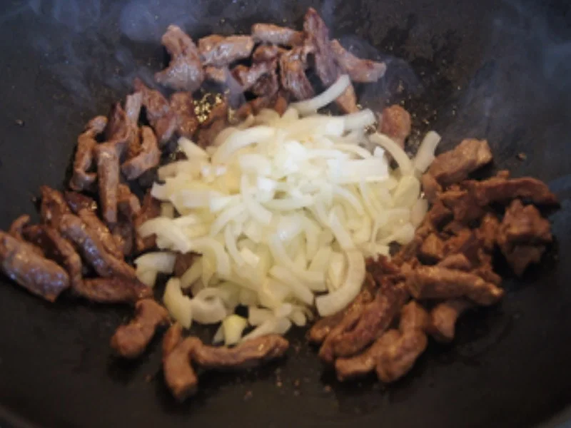 Asia-Paprika-Geschnetzeltes mit Bratreis - Rezept - Bild Nr. 7