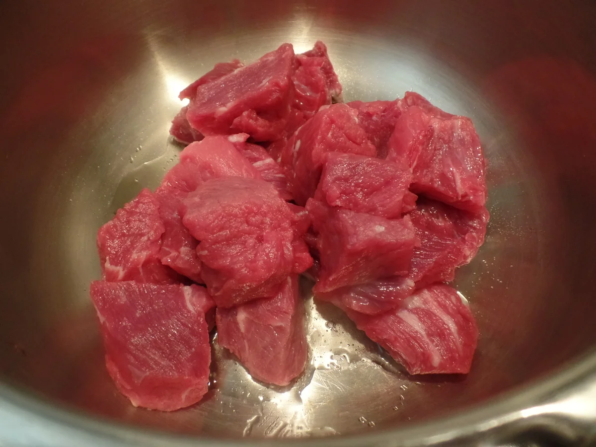 Rezept: Steinpilz-Gulasch mit Spätzle Bild Nr. 11394 Steinpilz-Gulasch mit Spätzle - Rezept - Bild Nr. 11394