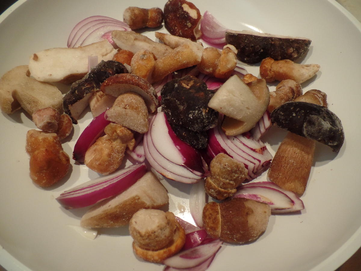 Steinpilz Gulasch mit Spätzle - einfach - von Sheeva1960