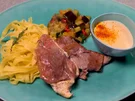 Zweierlei Saltimbocca mit Nudeln, Zitronen-Weißwein-Soße und Sommergemüse - Rezept - Bild Nr. 2
