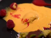 Rezept: Sanddorn-Eis mit grรผnem Kuchen Bild Nr. 2 Sanddorn-Eis mit grรผnem Kuchen - Rezept - Bild Nr. 2