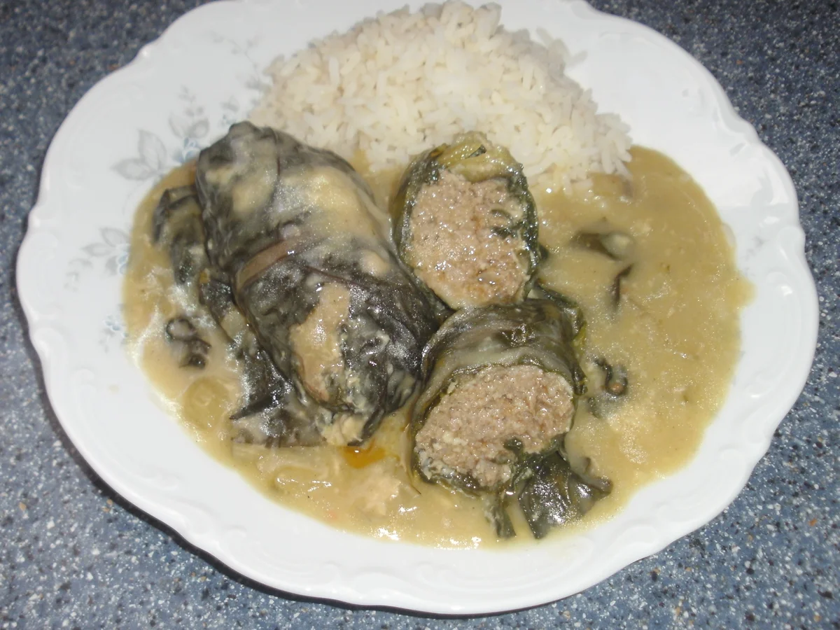 Rezept: Mangoldröllchen Bild Nr. 2 Mangoldröllchen - Rezept - Bild Nr. 2