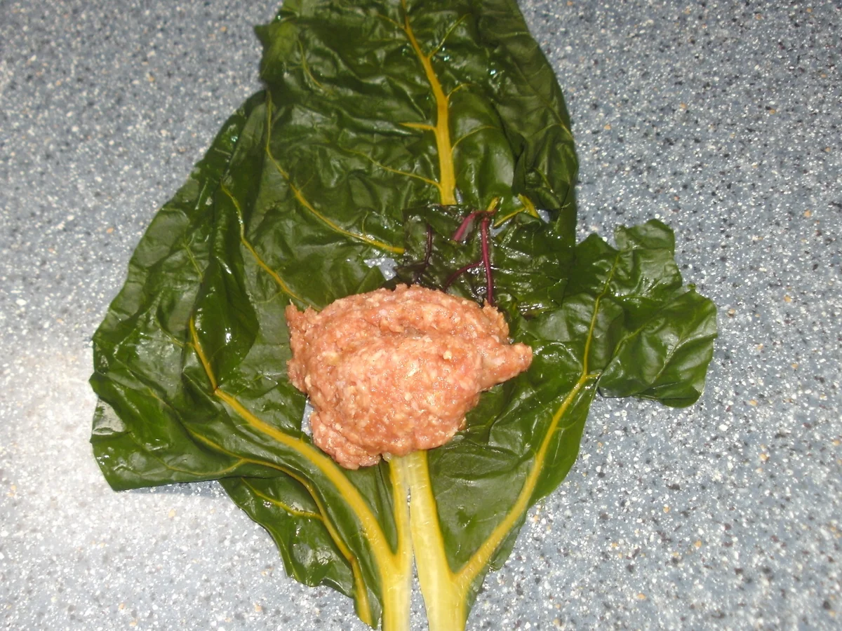 Rezept: Mangoldröllchen Bild Nr. 6 Mangoldröllchen - Rezept - Bild Nr. 6