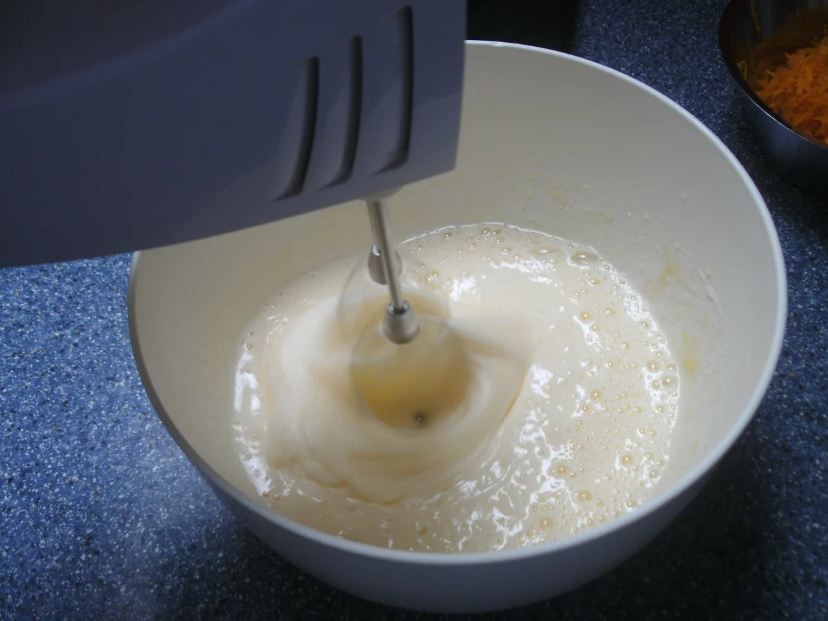 Rezept: Kürbismuffins Bild Nr. 3 Kürbismuffins - Rezept - Bild Nr. 3