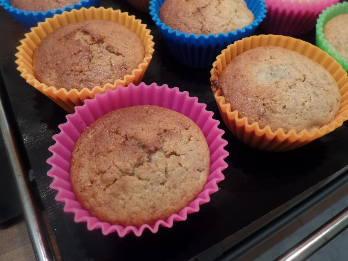 Birnen-Walnuss-Muffins mit Mascarpone -Frischkäsehaube - Rezept - Bild Nr. 11449