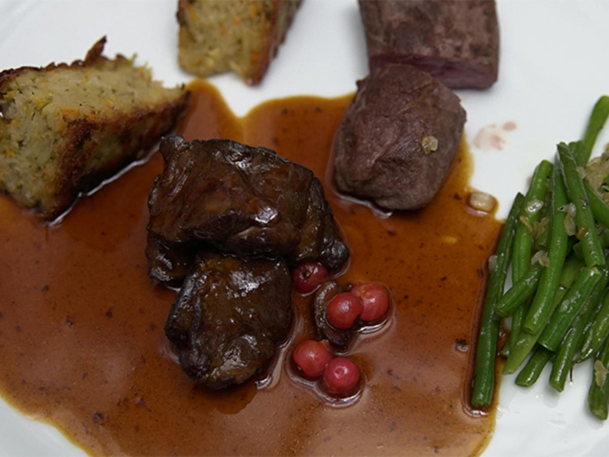 Rinderfilet aus dem Römertopf mit Nusskartoffeln und Bohnen - Rezept ...