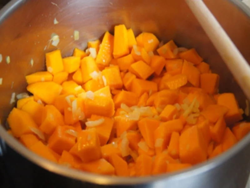 Asiatische Kürbissuppe - Rezept - Bild Nr. 15