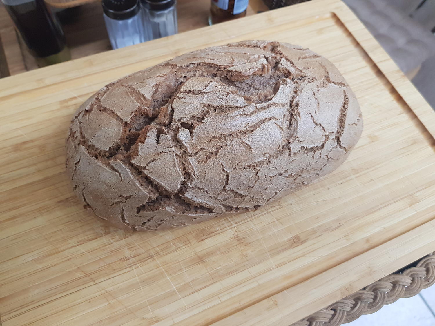 Sauerteig vom Anstellgut zum Brot - Rezept - kochbar.de