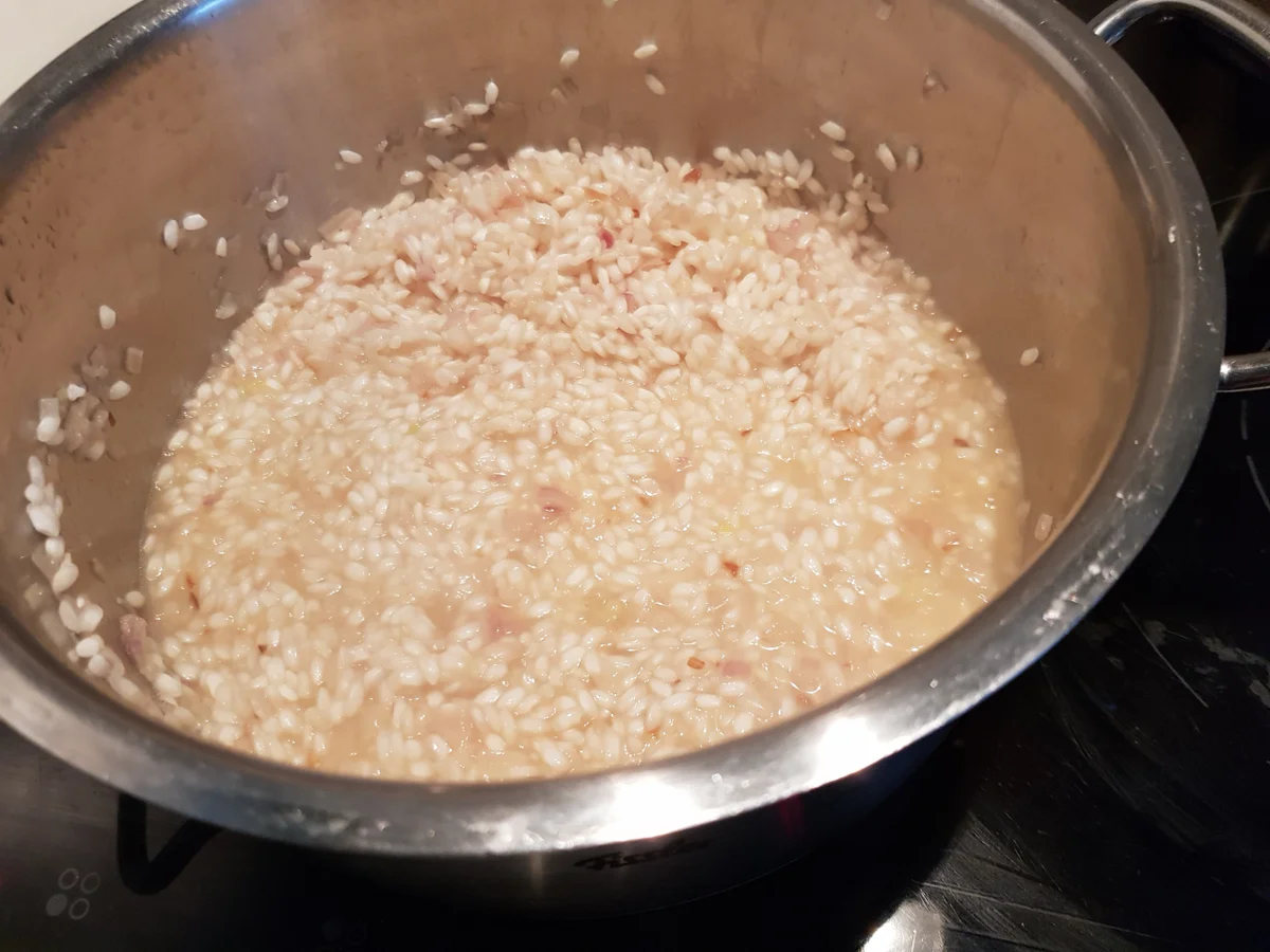 Rezept: Lammrücken mit Knoblauchkruste auf Paprika-Risotto Bild Nr. 11483 Lammrücken mit Knoblauchkruste auf Paprika-Risotto - Rezept - Bild Nr. 11483