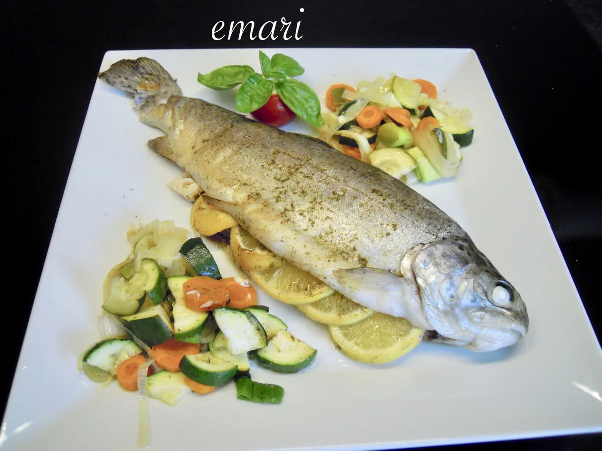 Forelle mit Gemüse - sanft im Bratschlauch gedünstet - Rezept - Bild Nr. 2