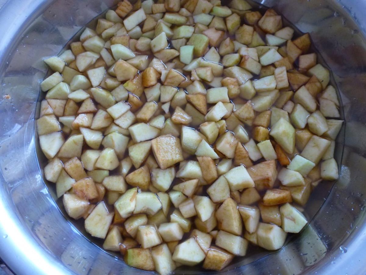 Oma´s krümliger Apfelkuchen vom Blech=Kochbar Challenge 10.0 (Oktober 2020) - Rezept - Bild Nr. 5