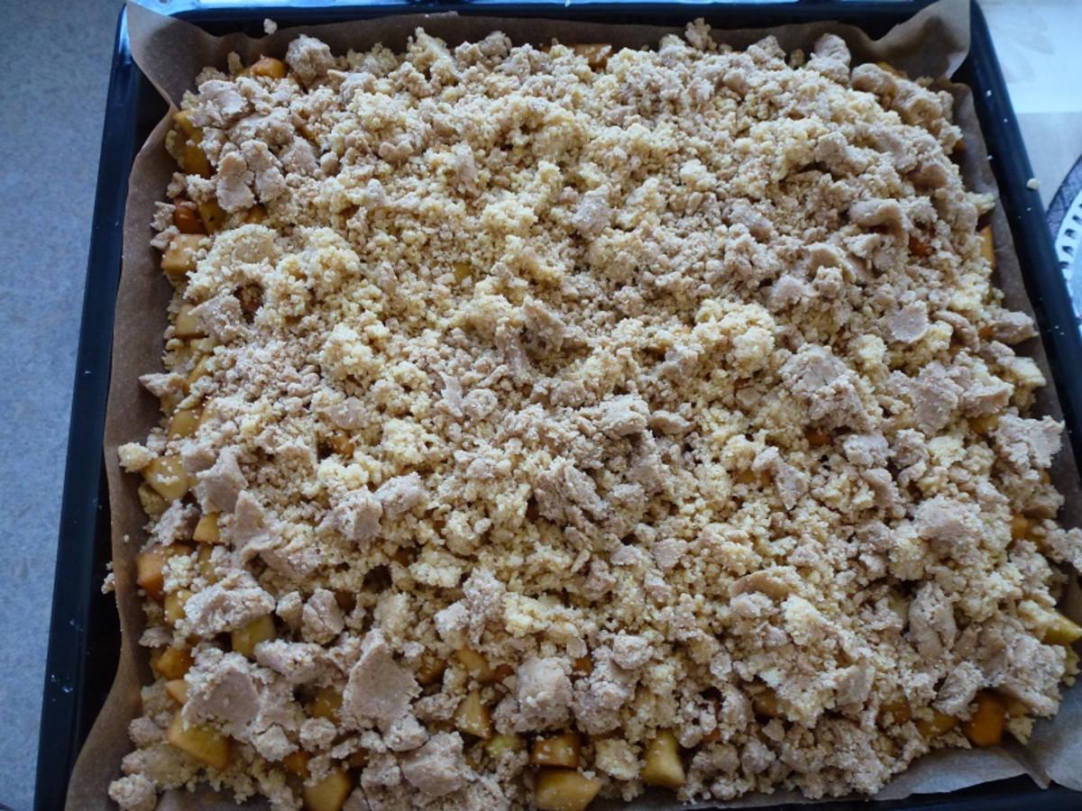 Oma´s krümliger Apfelkuchen vom Blech=Kochbar Challenge 10.0 (Oktober 2020) - Rezept - Bild Nr. 10