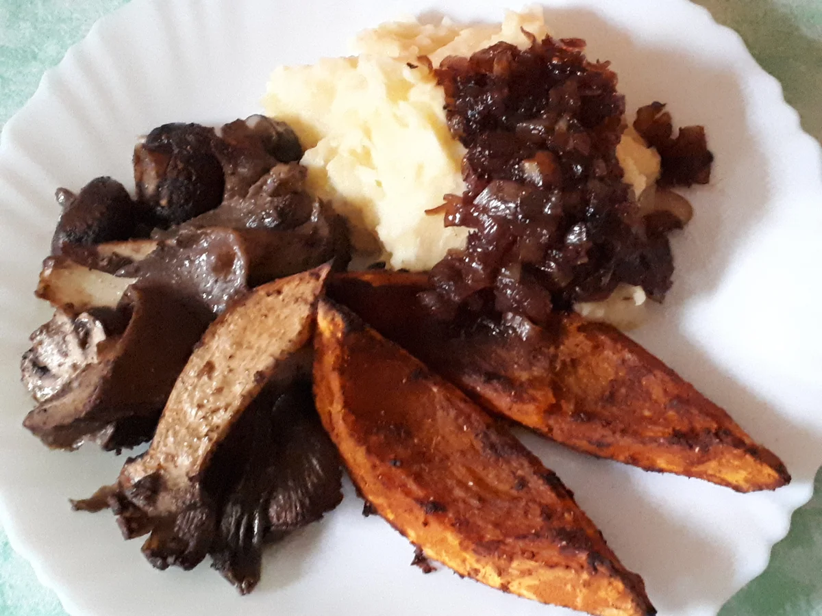 Pilzpfanne und Kürbis aus dem Ofen mit Beilagen - Rezept - Bild Nr. 7