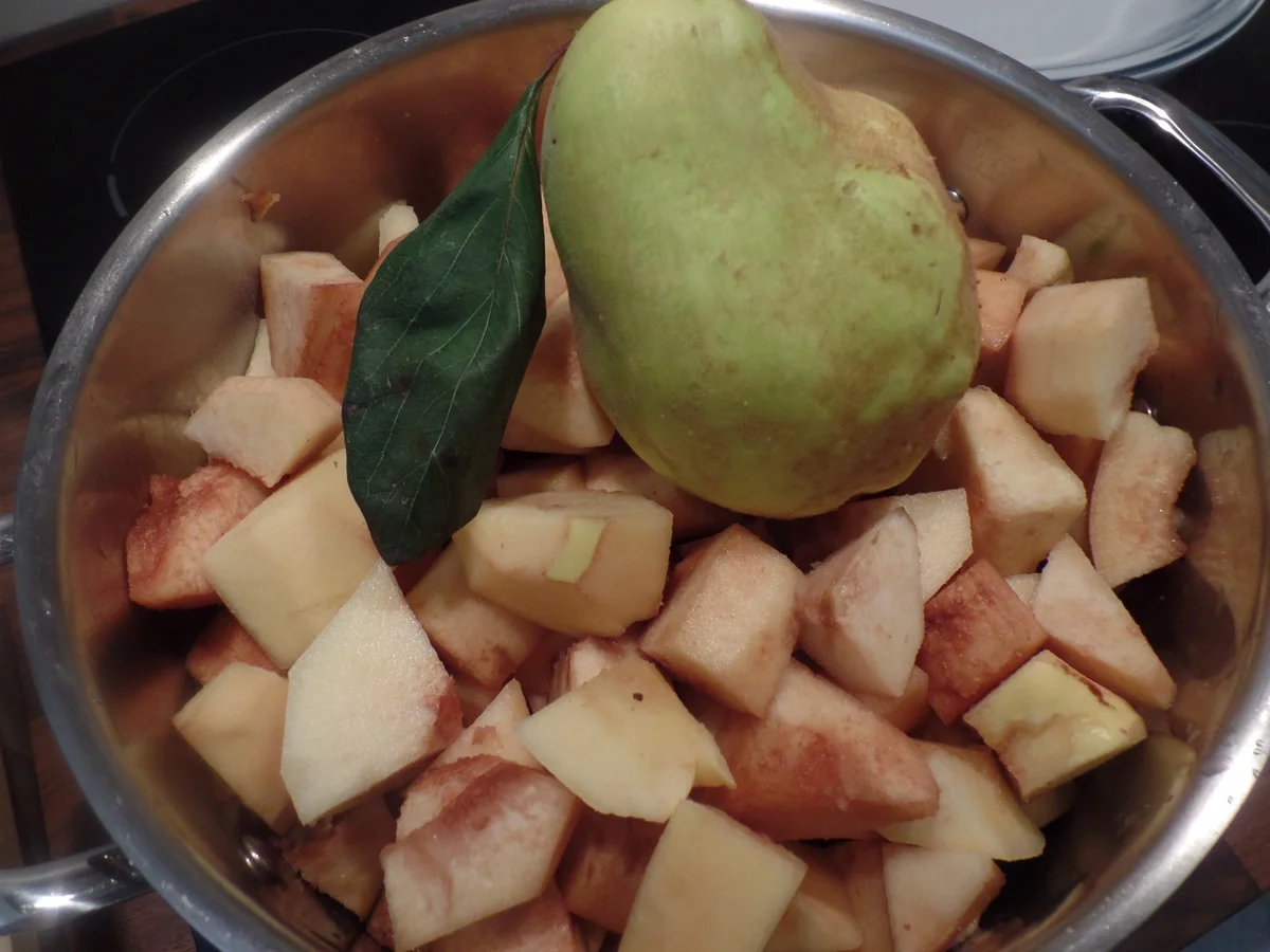 Rezept: Quittenmarmelade Bild Nr. 11519 Quittenmarmelade - Rezept - Bild Nr. 11519