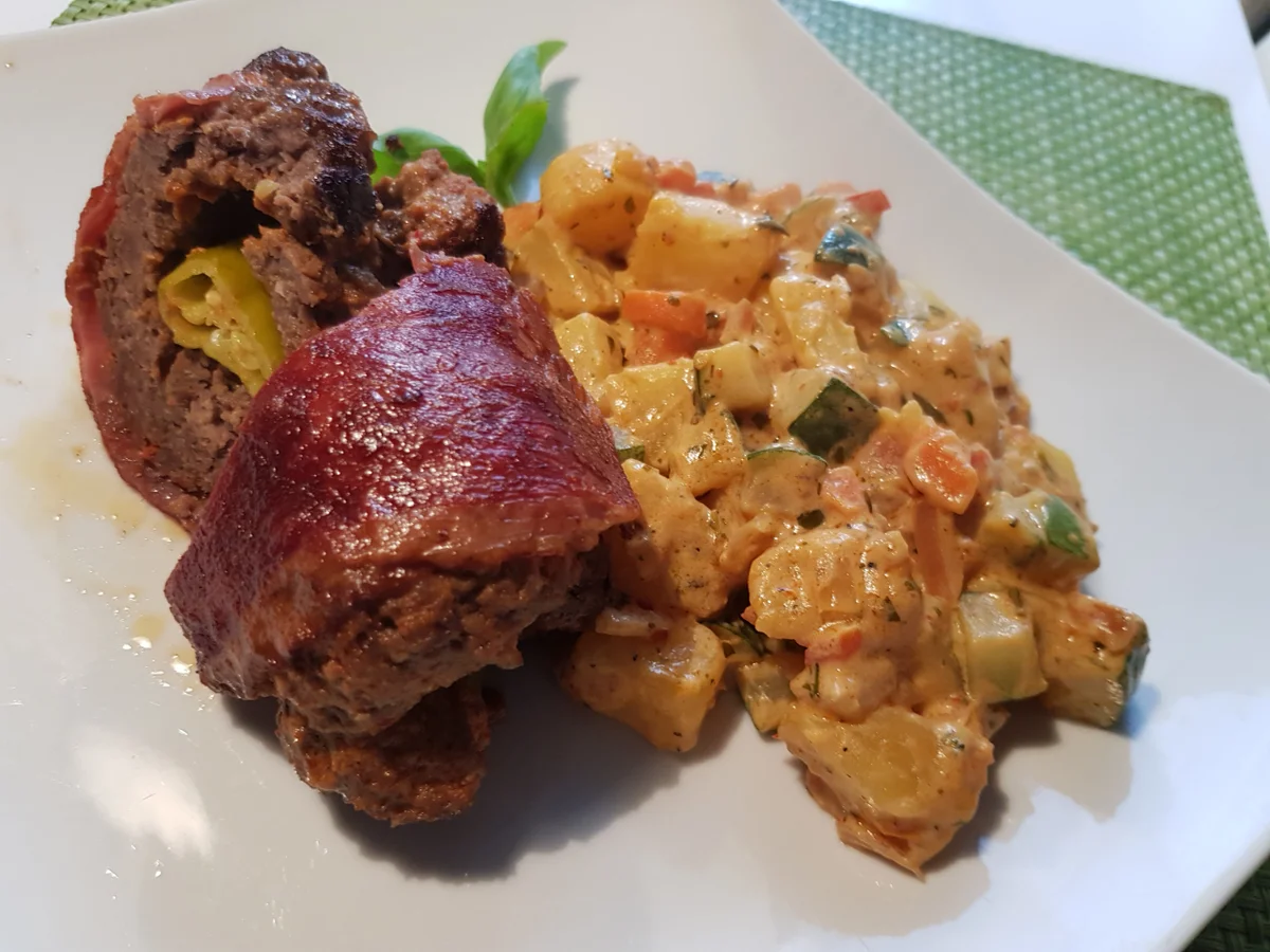 Rinderhack-Rouladen mit Zucchini-Kartoffel-Ragout - Rezept - Bild Nr. 2