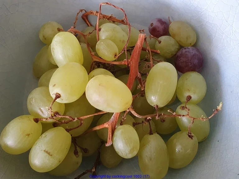 Rezept: Sauerkraut Kassler Kartoffel Trauben = Rezeptbau NR 22 Bild Nr. 7 Sauerkraut Kassler Kartoffel Trauben = Rezeptbau NR 22 - Rezept - Bild Nr. 7