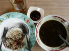 Rezept: Dunkle Rindfleischsuppe mit Reis und Sambal – Gulai sapi Bild Nr. 2 Dunkle Rindfleischsuppe mit Reis und Sambal – Gulai sapi - Rezept - Bild Nr. 2