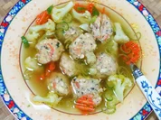 Suppe mit Garnelenbällchen und Gemüseeinlage à la Legian - Rezept - Bild Nr. 2