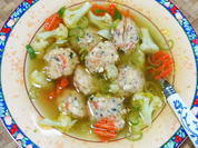 Suppe mit Garnelenbällchen und Gemüseeinlage à la Legian - Rezept - Bild Nr. 2