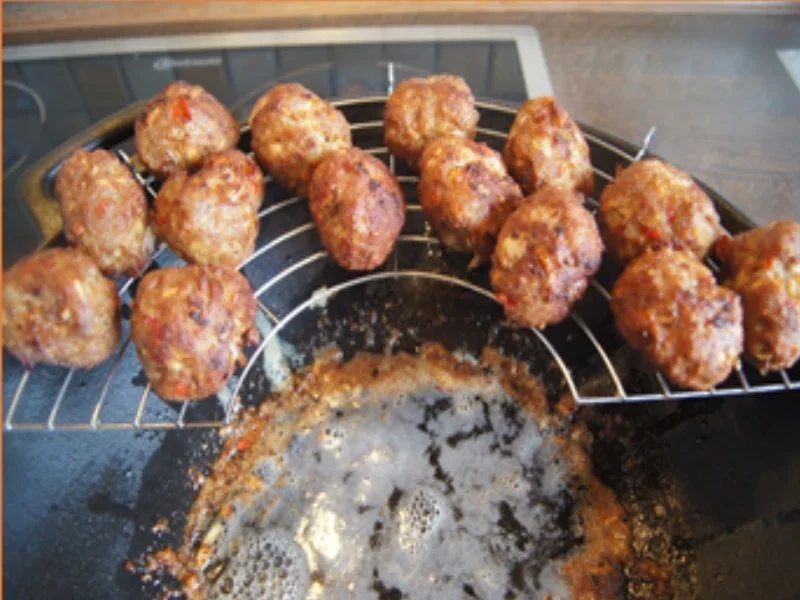 Rezept: Herzhafte Hackfleischbällchen-Spieße auf Gemüse süß-sauer Bild Nr. 20 Herzhafte Hackfleischbällchen-Spieße auf Gemüse süß-sauer - Rezept - Bild Nr. 20