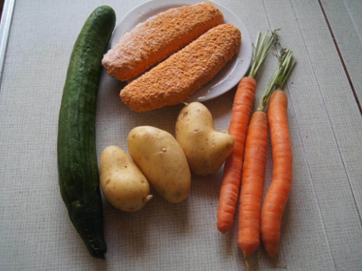 Alaska-Seelachsfilet mit Gurkensalat und Möhren-Kartoffel-Stampf - Rezept - Bild Nr. 3