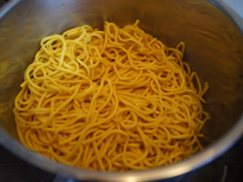 Rezept: Asia-Nudeln mit Hackfleisch Bild Nr. 5 Asia-Nudeln mit Hackfleisch - Rezept - Bild Nr. 5