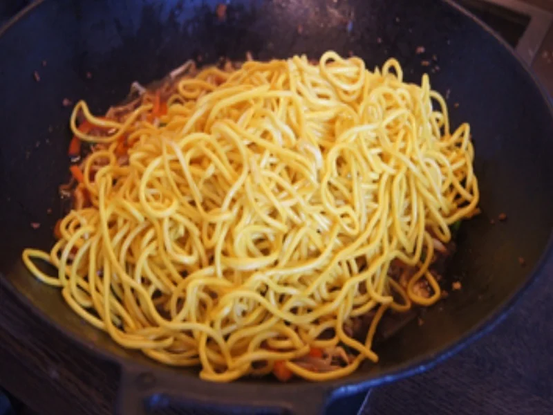 Rezept: Asia-Nudeln mit Hackfleisch Bild Nr. 20 Asia-Nudeln mit Hackfleisch - Rezept - Bild Nr. 20