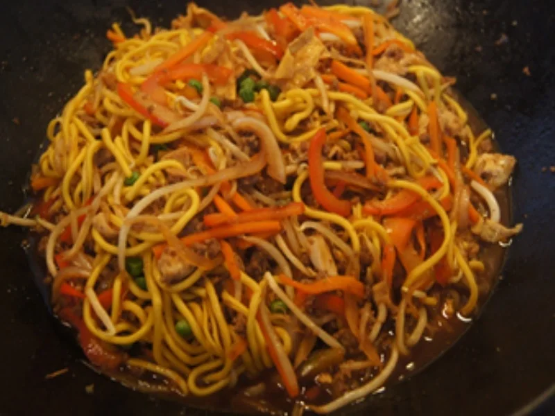 Rezept: Asia-Nudeln mit Hackfleisch Bild Nr. 21 Asia-Nudeln mit Hackfleisch - Rezept - Bild Nr. 21