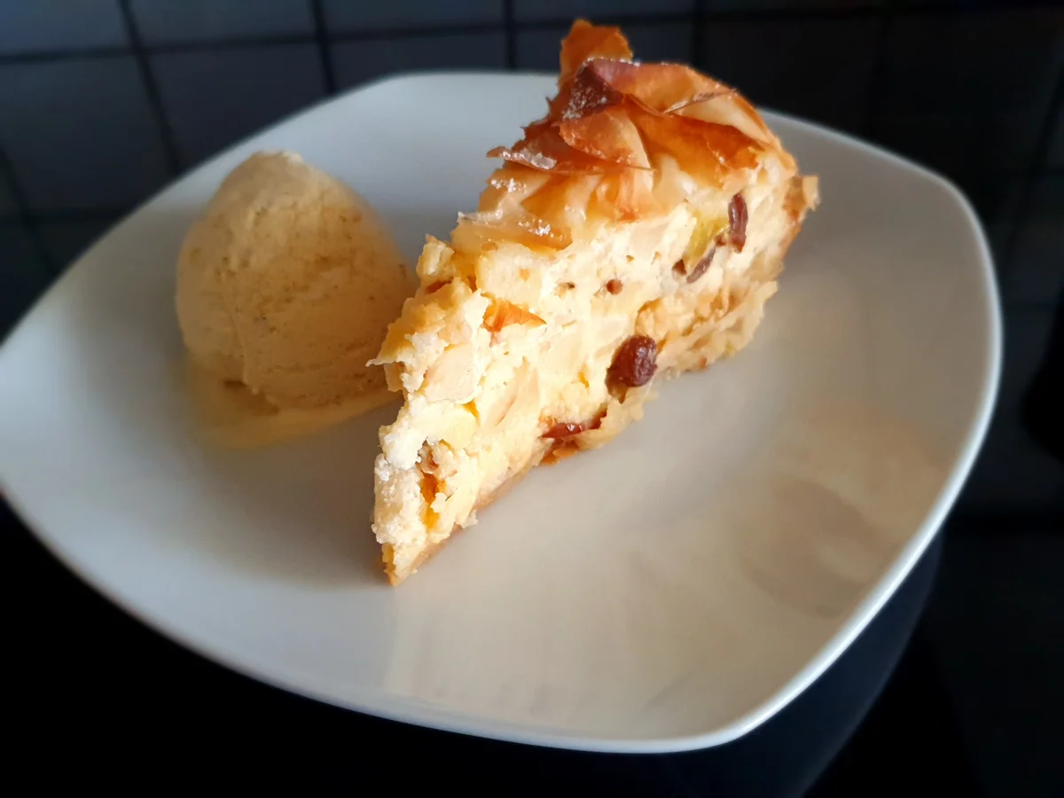 Rezept: Apfelstrudelkuchen mit Rumrosinen Bild Nr. 3 Apfelstrudelkuchen mit Rumrosinen - Rezept - Bild Nr. 3