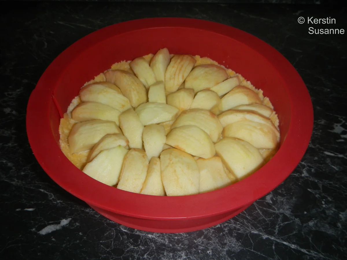 Rezept: Rahm-Apelkuchen Bild Nr. 8 Rahm-Apelkuchen - Rezept - Bild Nr. 8