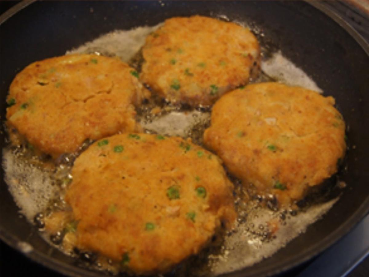 Thunfisch Erbsen Kartoffel Buletten und Rote Bete Salat - einfach - von ...