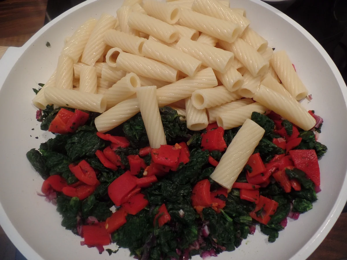 Rezept: Nudel-Gemüse-Torte Bild Nr. 11568 Nudel-Gemüse-Torte - Rezept - Bild Nr. 11568