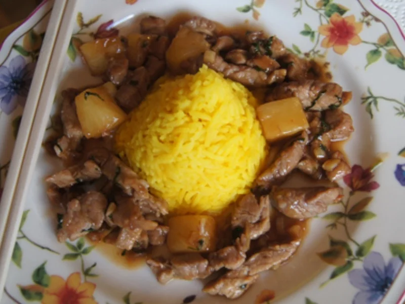 Schweinefilet süß-sauer mit Ananas und Basmatireis - Rezept - Bild Nr. 2