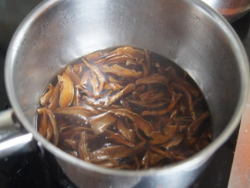 Spaghetti mit Steinpilz-Carbonara - Rezept - Bild Nr. 7