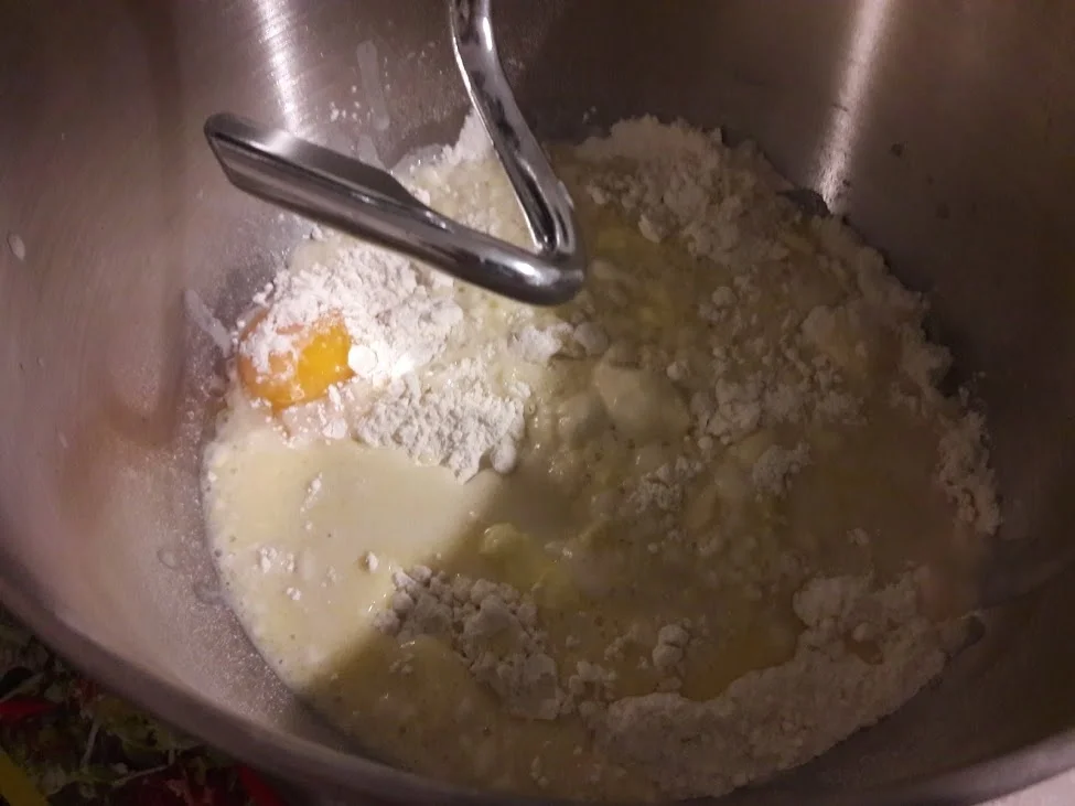 Rezept: Hefekuchen mit Pflaumen und Äpfeln Bild Nr. 7 Hefekuchen mit Pflaumen und Äpfeln - Rezept - Bild Nr. 7