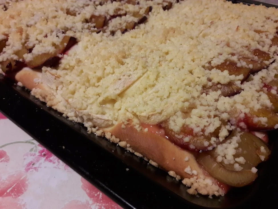 Rezept: Hefekuchen mit Pflaumen und Äpfeln Bild Nr. 14 Hefekuchen mit Pflaumen und Äpfeln - Rezept - Bild Nr. 14