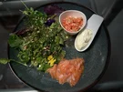 Rezept: Duett vom Lachs mit Wildkräutersalat Bild Nr. 2 Duett vom Lachs mit Wildkräutersalat - Rezept - Bild Nr. 2