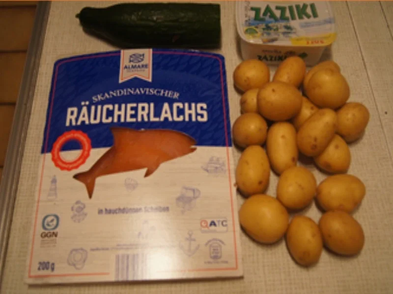 Pellkartoffel-Drillinge mit Räucherlachs und Zaziki - Rezept - Bild Nr. 3