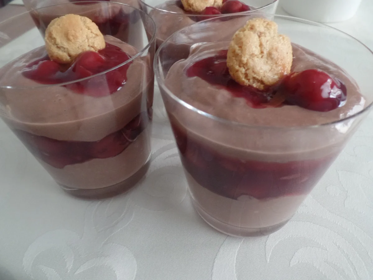Schoko-Kirsch-Dessert - Rezept - Bild Nr. 11644