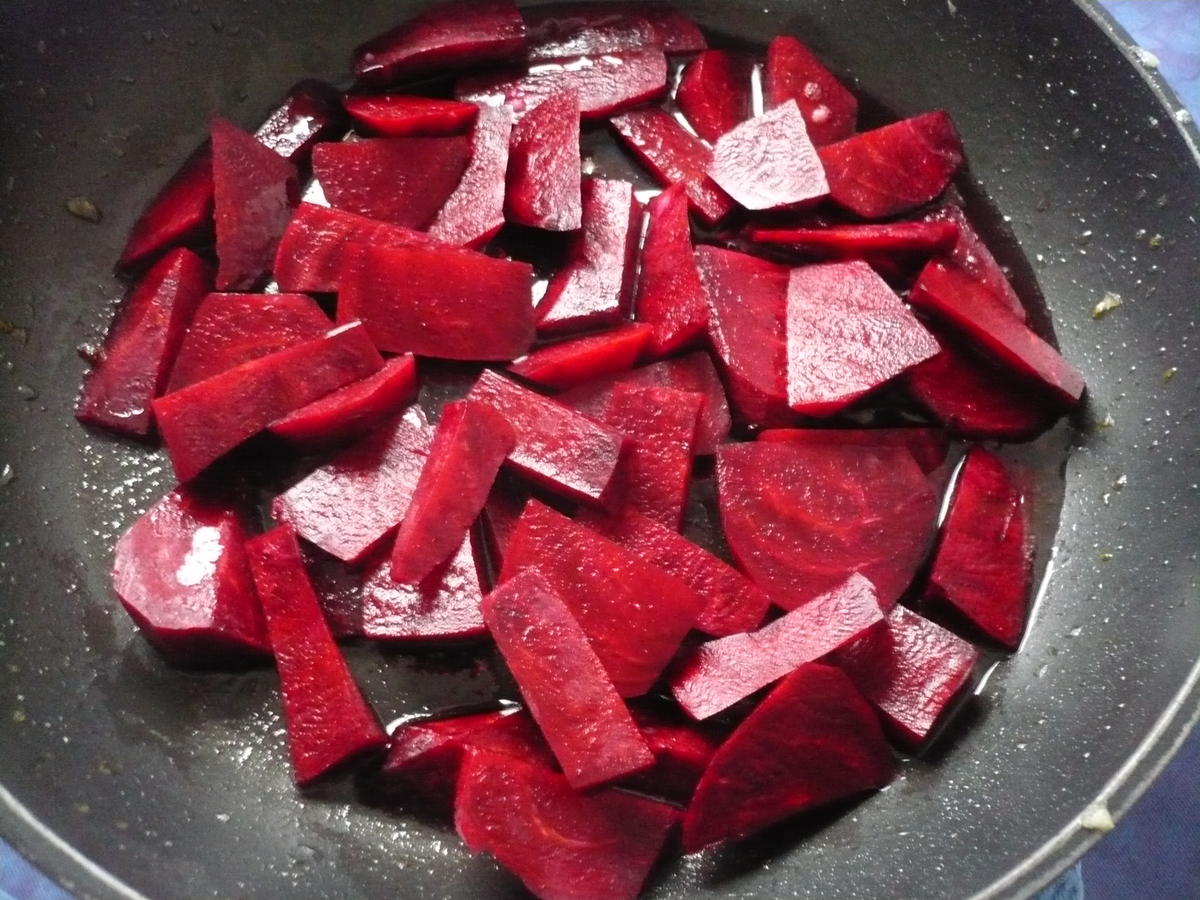 Kürbis - Rote - Bete - Salat - Rezept - Bild Nr. 5
