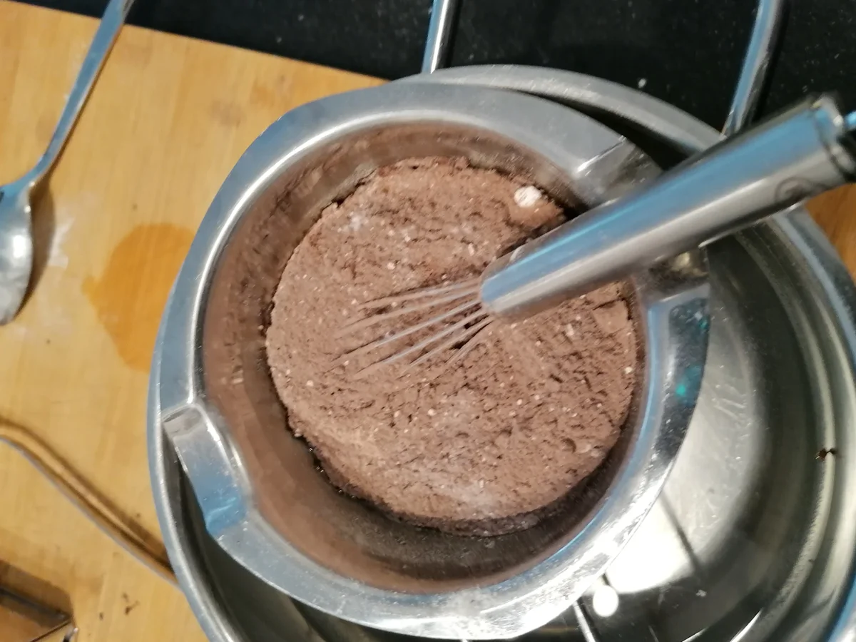 Schokolade Zuckerfrei mit Erythrit und Haselnüssen - Rezept - Bild Nr. 18
