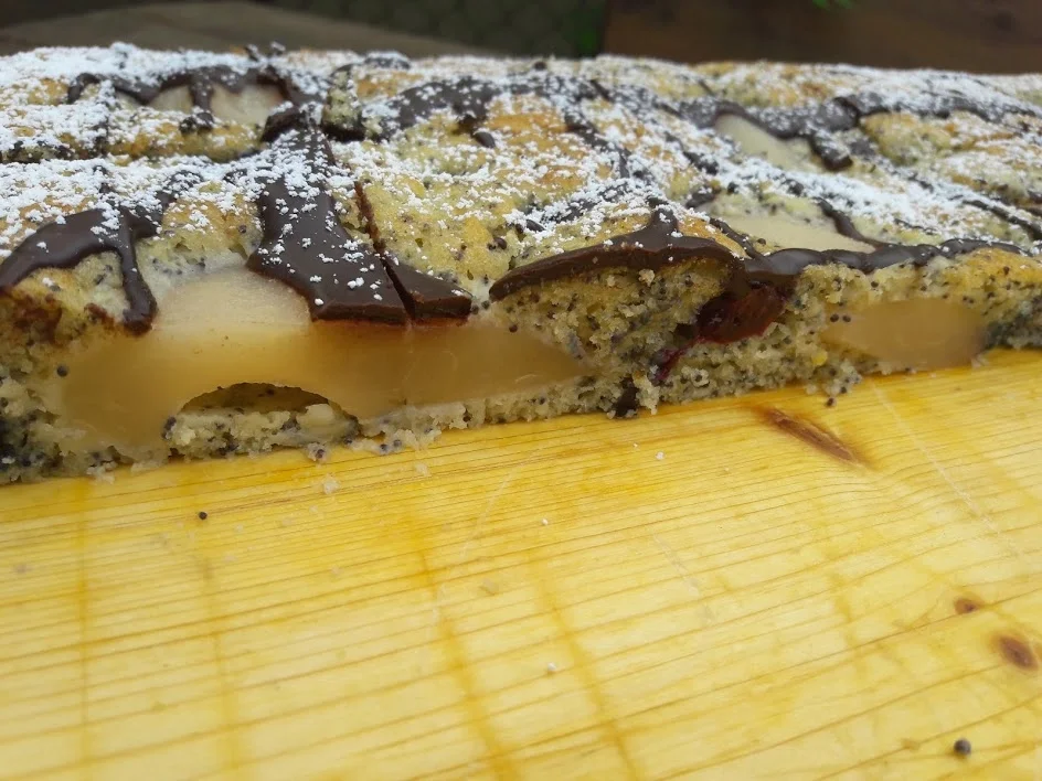 Rezept: Mohnkuchen mit Birnen und Blaubeeren Bild Nr. 3 Mohnkuchen mit Birnen und Blaubeeren - Rezept - Bild Nr. 3