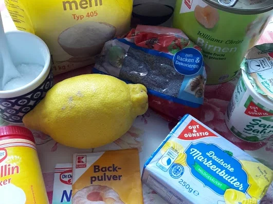 Rezept: Mohnkuchen mit Birnen und Blaubeeren Bild Nr. 4 Mohnkuchen mit Birnen und Blaubeeren - Rezept - Bild Nr. 4