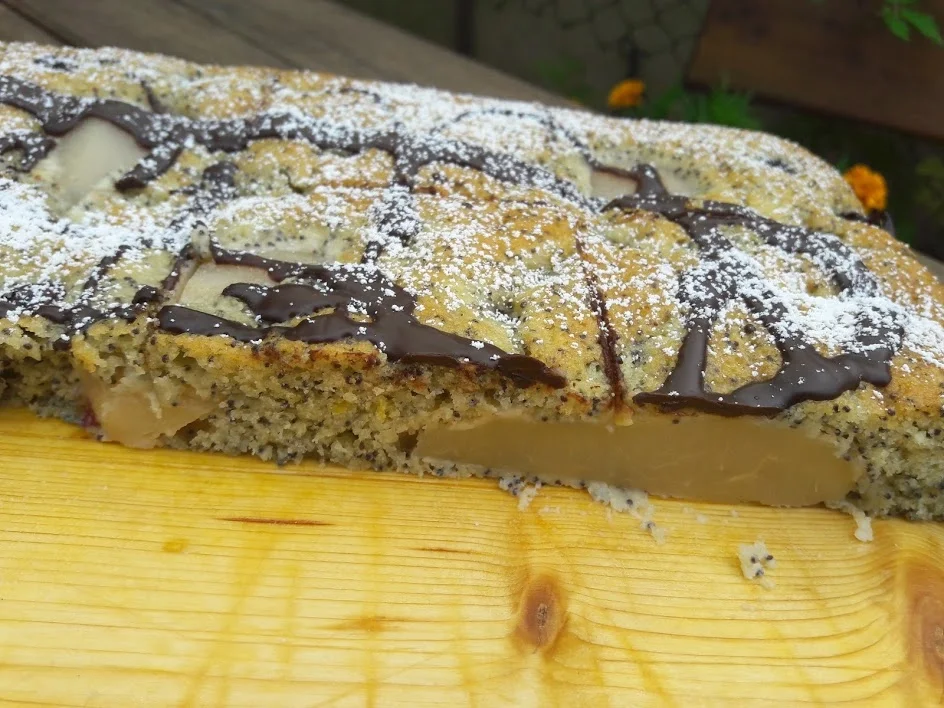 Rezept: Mohnkuchen mit Birnen und Blaubeeren Bild Nr. 16 Mohnkuchen mit Birnen und Blaubeeren - Rezept - Bild Nr. 16