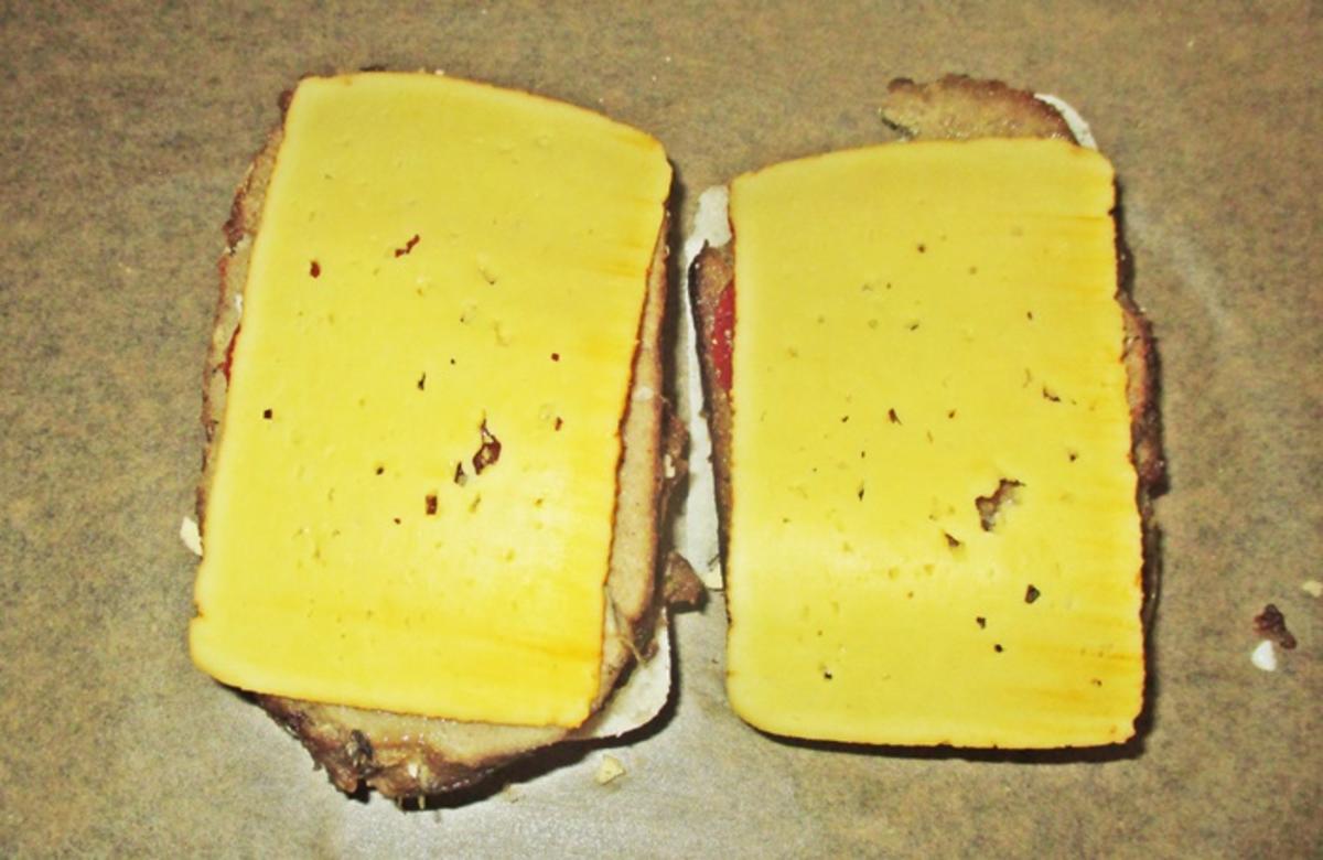 Brötchen würzig mit Hackbraten und Käse überbacken -Resteverwertung - Rezept - Bild Nr. 3