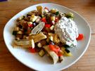 Maultaschen-Gemüsepfanne mit Kräuterdip - Rezept - Bild Nr. 2