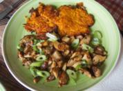 Kürbispuffer mit Steinpilzen - Rezept - Bild Nr. 2